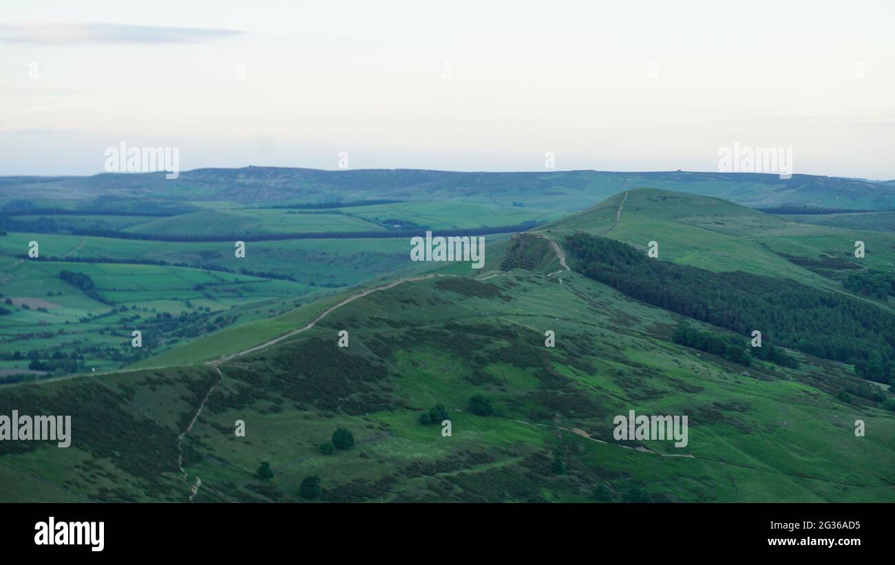 Le sentier de Great Ridge au-dessus des collines, MAM Tor Banque D'Images