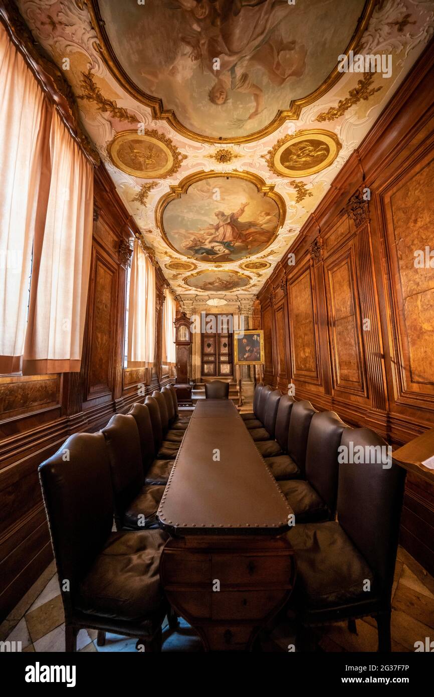 Salle de réunion, Scuola Grande di San Rocco, magnifique musée d'art avec des œuvres de l'artiste de la Renaissance Tintoretto, Venise, Vénétie, Italie Banque D'Images