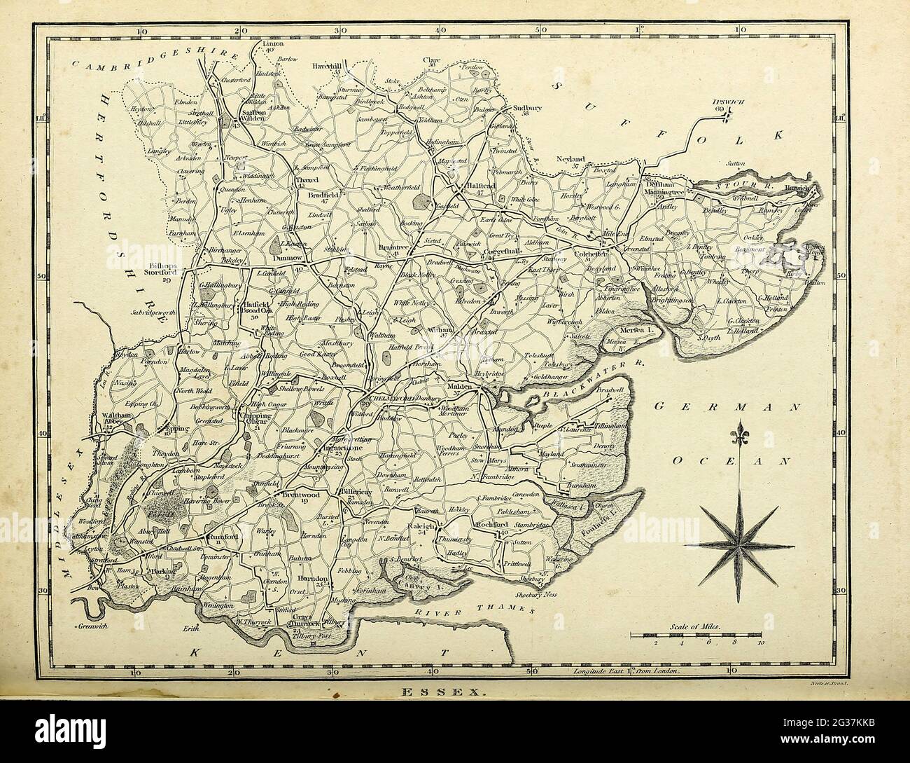 Essex est un comté de l'est de l'Angleterre, au nord-est de Londres. L'un des comtés d'origine, il borde le Suffolk et le Cambridgeshire au nord, Hertfordshire à l'ouest, Kent à travers l'estuaire de la Tamise au sud et Londres au sud-ouest. La ville du comté est Chelmsford, la seule ville du comté. Gravure sur plaque de coperplate de l'Encyclopedia Londinensis or, Dictionnaire universel des arts, des sciences et de la littérature; Volume VII; édité par Wilkes, Jean. Publié à Londres en 1810 Banque D'Images