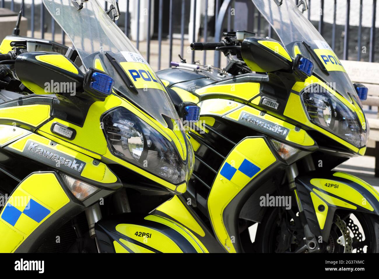 UK police moto modèle Kawasaki GTR 1400 Banque D'Images