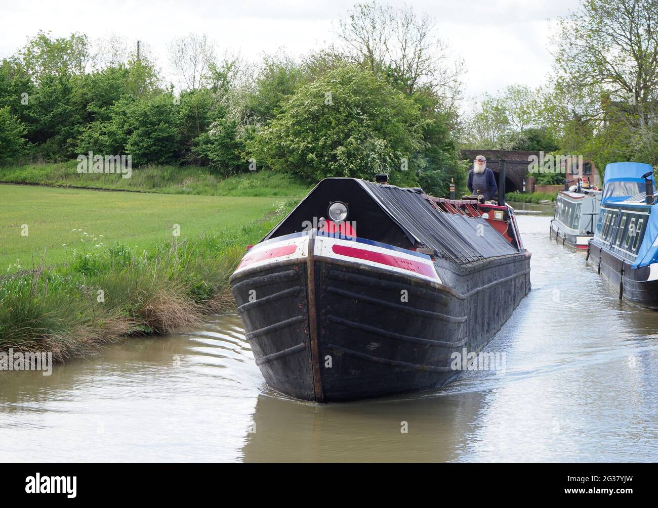 Un bateau d'époque sur le canal d'Oxford Sud Banque D'Images