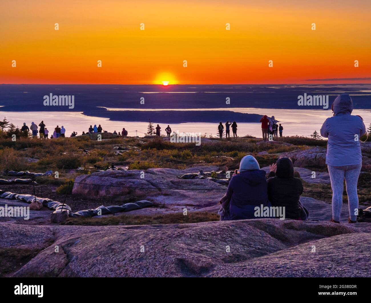 Le lever du soleil, Cadillac Mountain, l'Acadia National Park, Maine, USA Banque D'Images