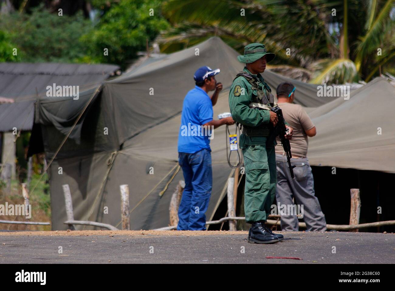 Opérations militaires de l'armée vénézuélienne pour lutter contre les guérilleros colombiens à la frontière. Banque D'Images