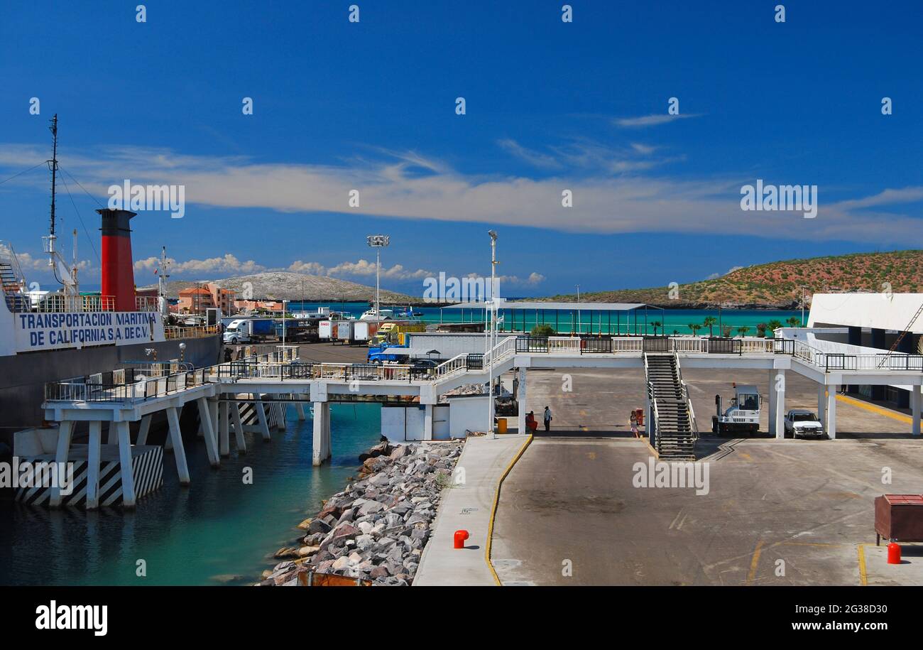 Ferry au port de la Paz, mer de Cortez, Basse-Californie, Mexique Banque D'Images