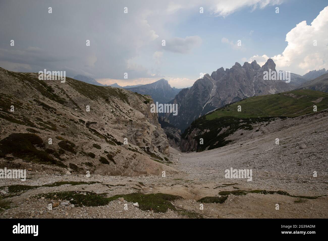 Dolomites montagnes en Italie chaîne de montagnes panorama Banque D'Images