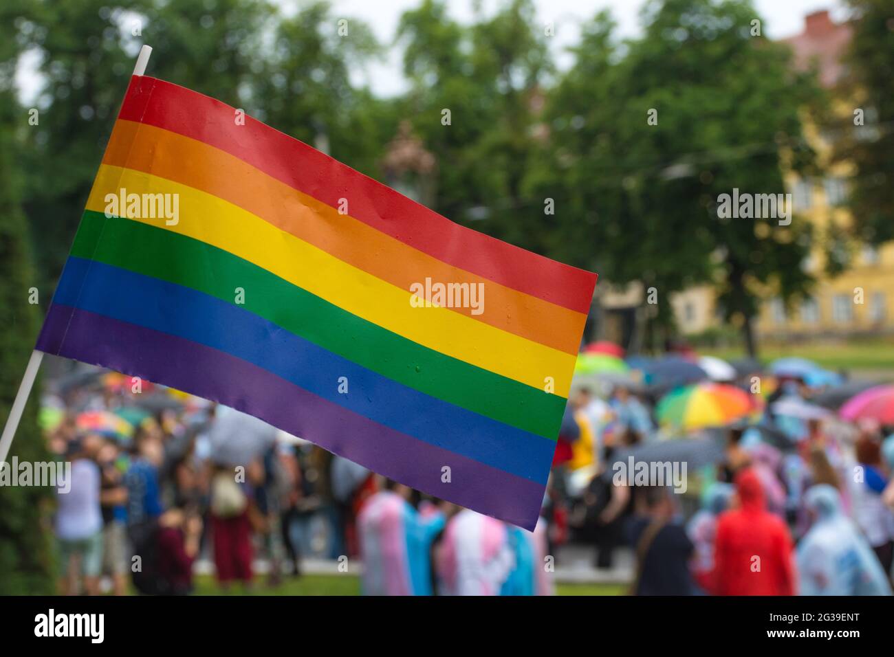Drapeau arc-en-ciel pour le défilé gay annuel à Graz, Autriche Banque D'Images