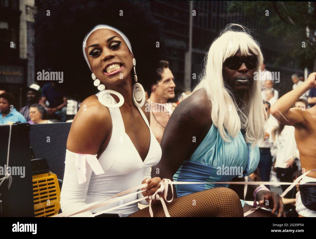RuPaul dans la 22e Marche annuelle de la fierté gay de New York le 30 juin 1991. Crédit photo : Henry McGee/MediaPunch Banque D'Images