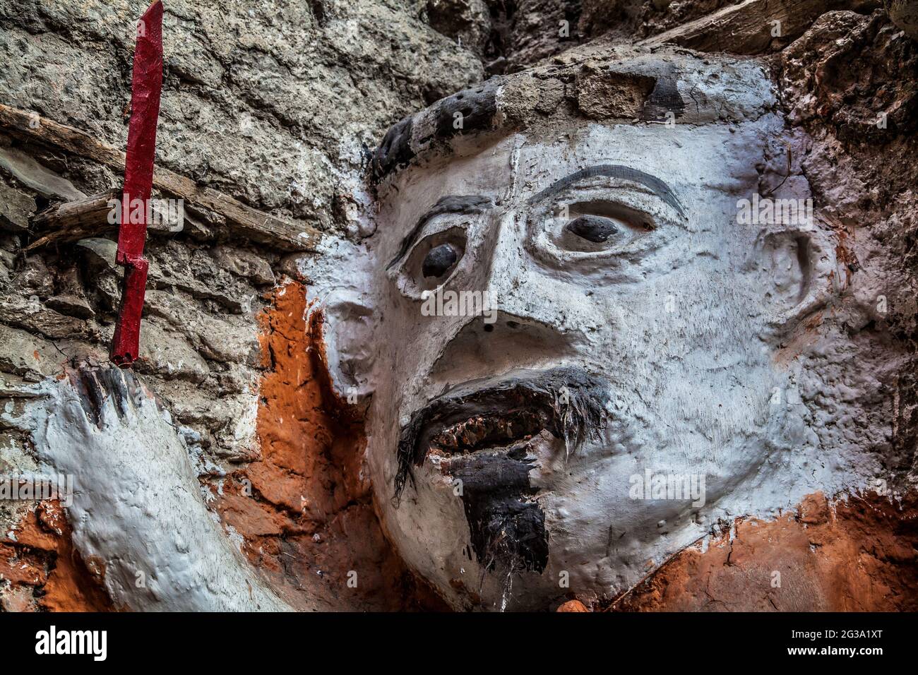 Meme (grand-père) le protecteur pré-bouddhiste (homme) du village de Kagbeni, Mustang, Népal. Banque D'Images