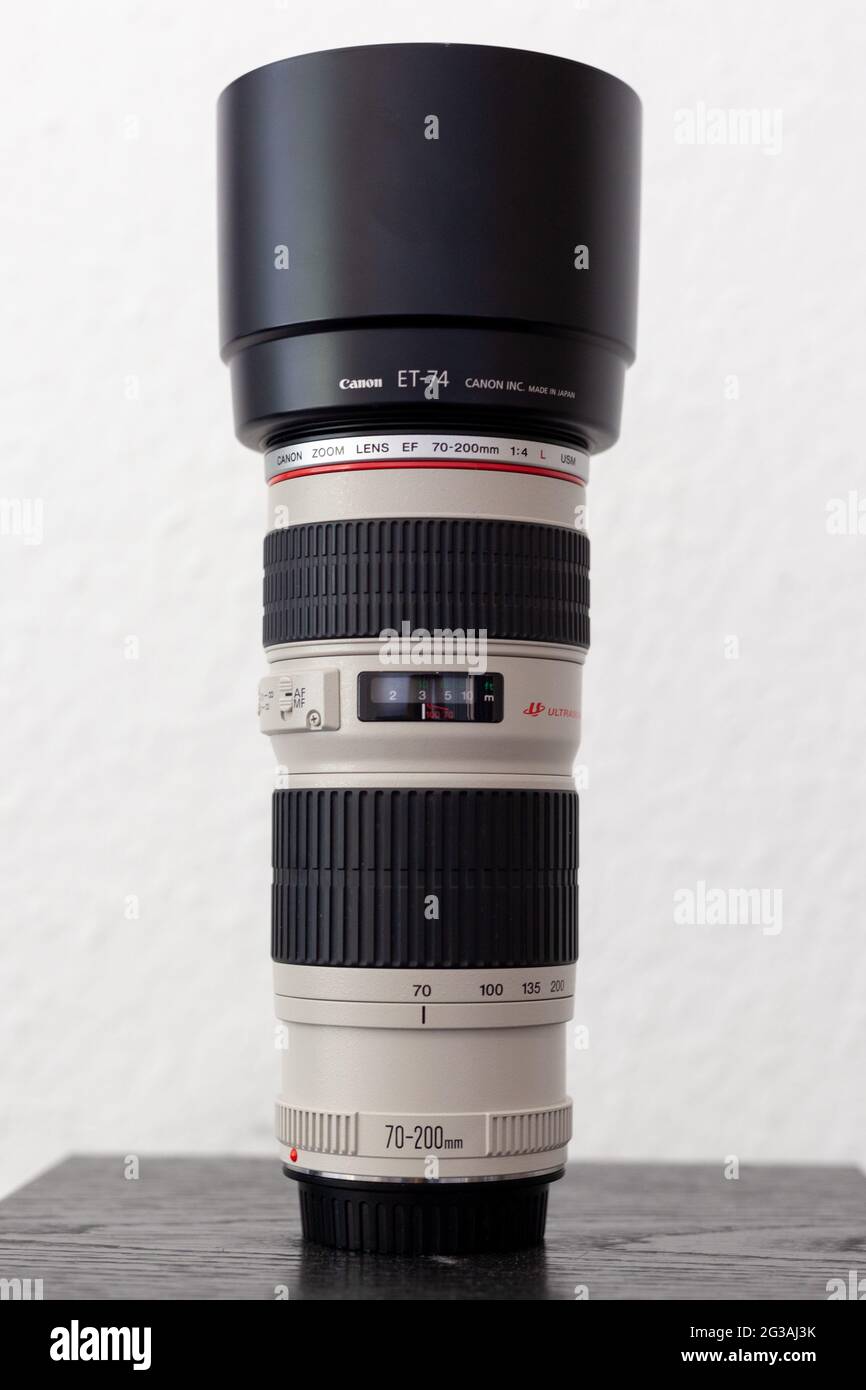 Objectif zoom Canon EF 70-200mm 1:4 L USM Photo Stock - Alamy