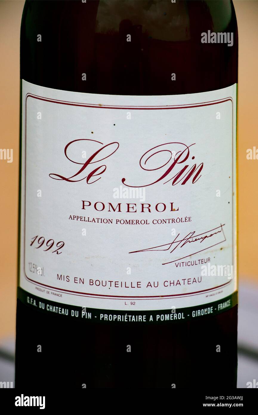 Pomerol, Château le PIN, bouteille de vin de Bordeaux Banque D'Images