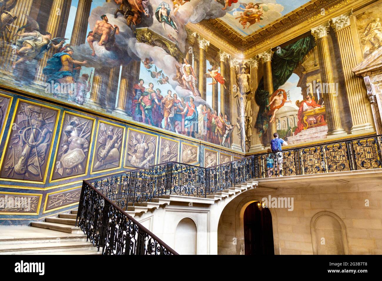 L'escalier du roi peint par William Kent à Hampton court Palace, Richmond, Londres, Royaume-Uni Banque D'Images