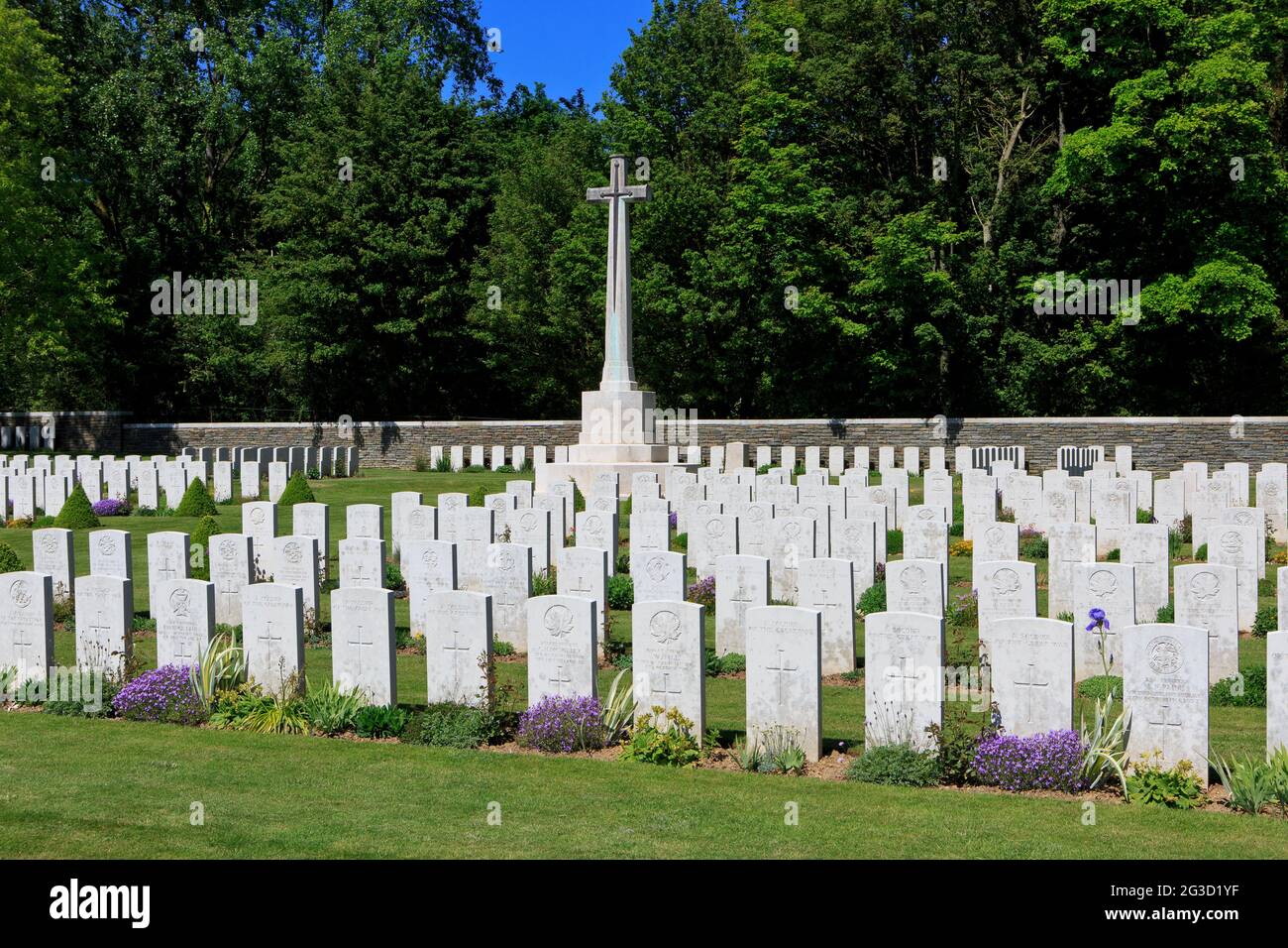 Cimetière canadien n° 2 à Neuville-Saint-Vaast (pas-de-Calais), France avec les tombes de 2,966 soldats du Commonwealth morts pendant la première Guerre mondiale Banque D'Images