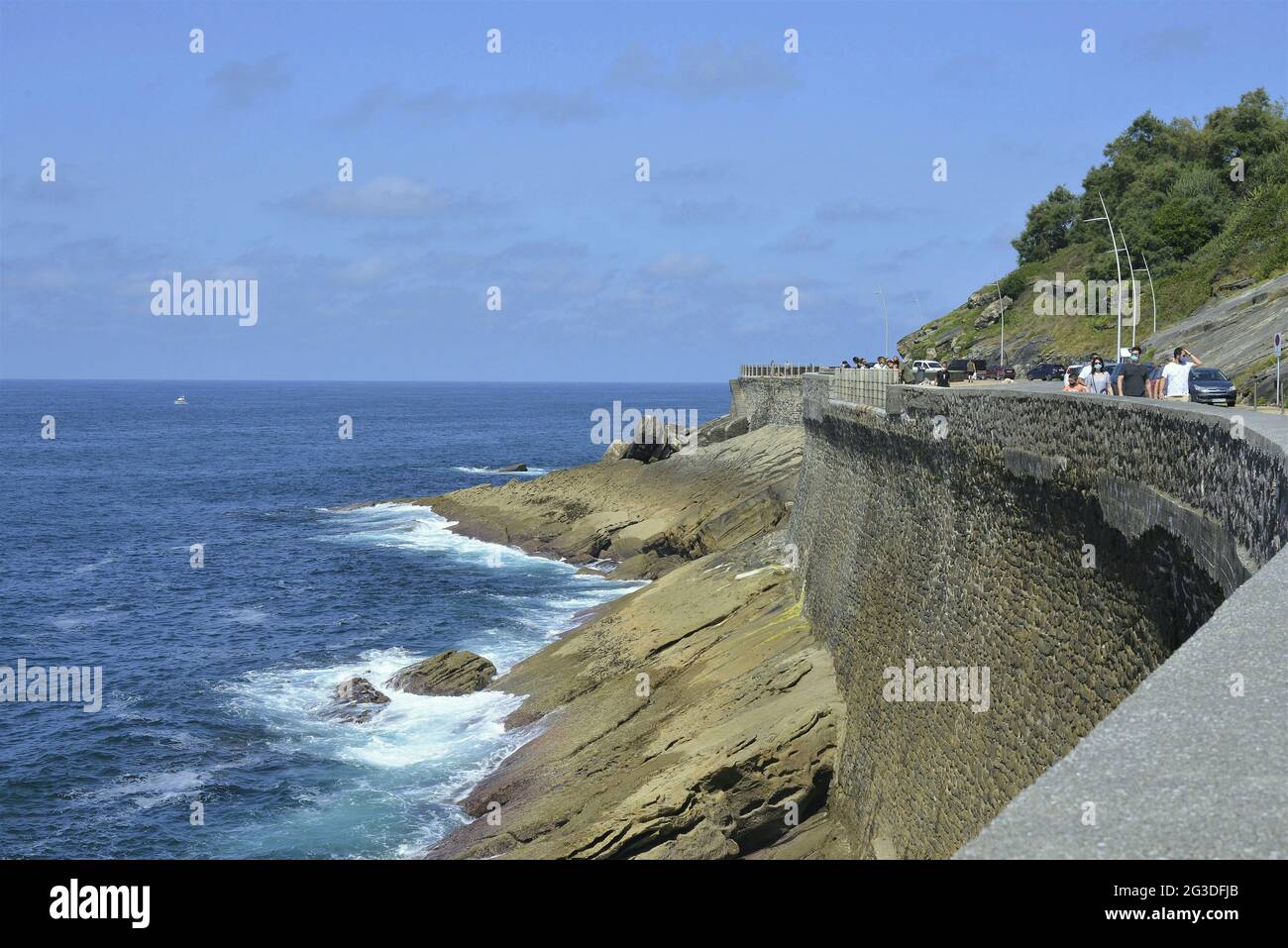 Paseo Nuevo, promenade autour de Mt Monte Urgull, Mt Monte Igueldo à dos, San Sebastian, Pays Basque, Pays Basque, Espagne Banque D'Images