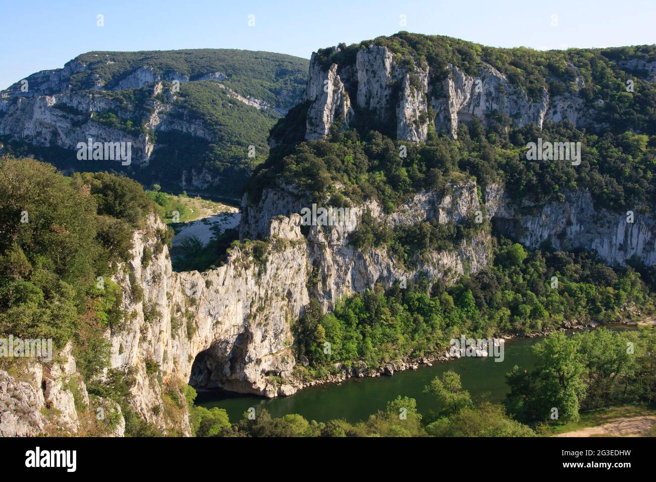 FRANCE. ARDECHE (07) VALLON PONT D'ARC RÉSERVE NATURELLE DE GORGE DANS L'ARDECHE LE PONT D'ARC (LE PONT D'ARC) Banque D'Images