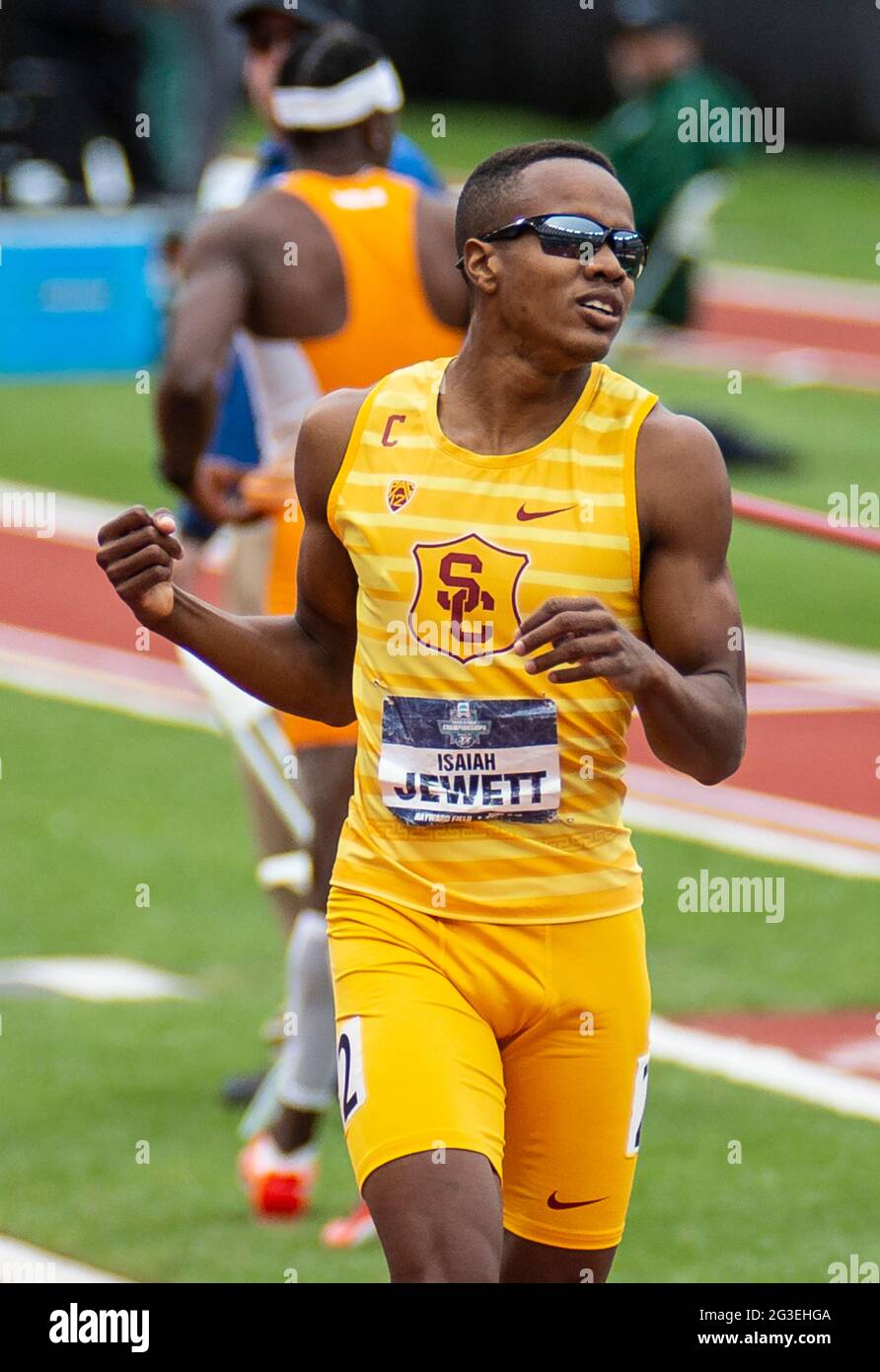 Eugene, OU États-Unis 11 juin 2021. A. USC Isaïe Jewett remporte la course de 800 m pendant la NCAA division 1, championnat d'athlétisme et de plein air à Hayward Field Eugene, OREGON. Thurman James/CSM/Alamy Live News Banque D'Images