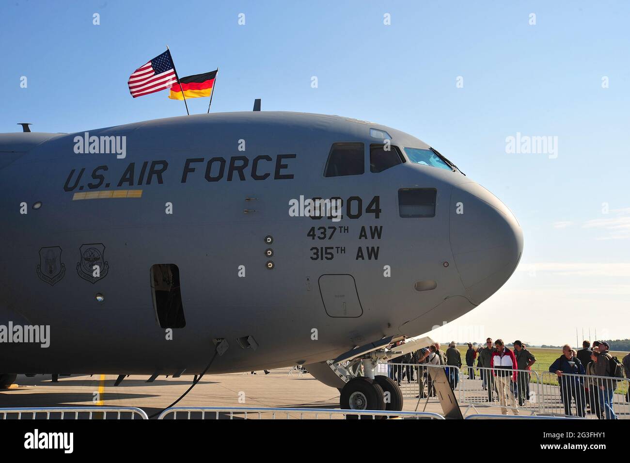 AVION cargo AMÉRICAIN C-17A Globemaster III à Berlin Banque D'Images AVION cargo AMÉRICAIN C-17A Globemaster III à Berlin Banque D'Images