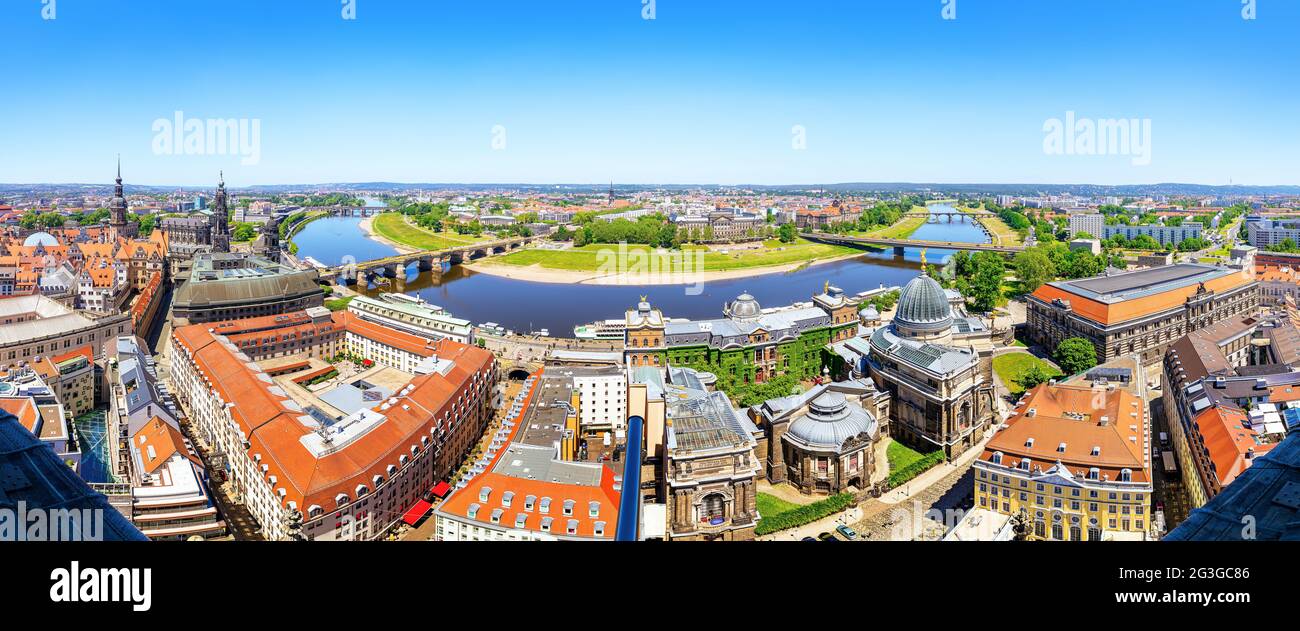 vue panoramique sur la vieille ville de dresde, allemagne Banque D'Images
