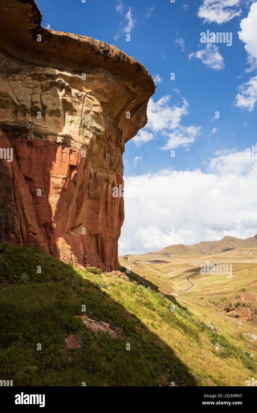 Champignon Rock dans le parc national Golden Gate Highlands, État libre, Afrique du Sud Banque D'Images