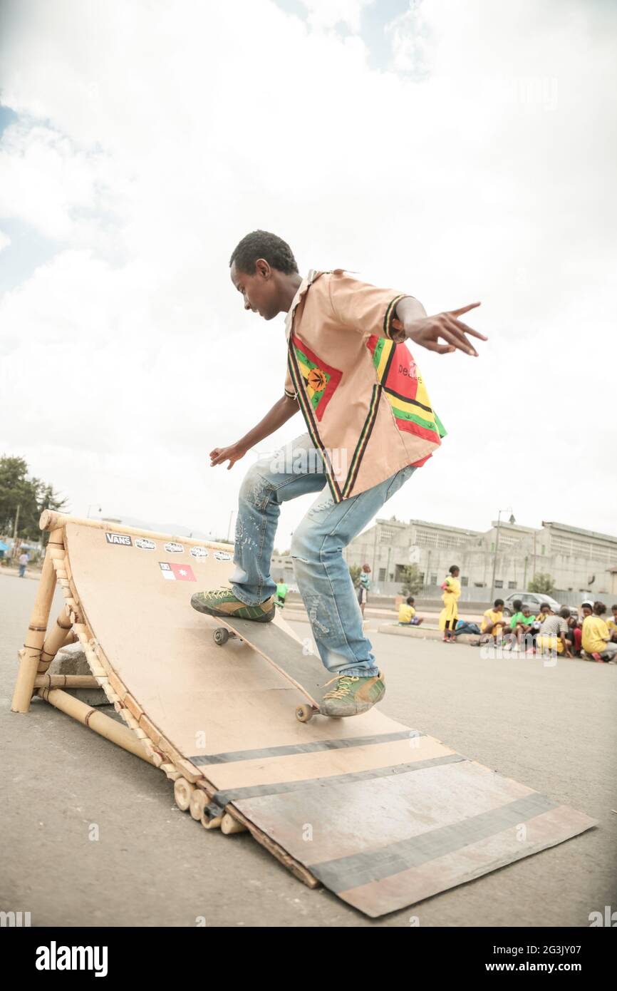 Skateboard à Addis Banque D'Images