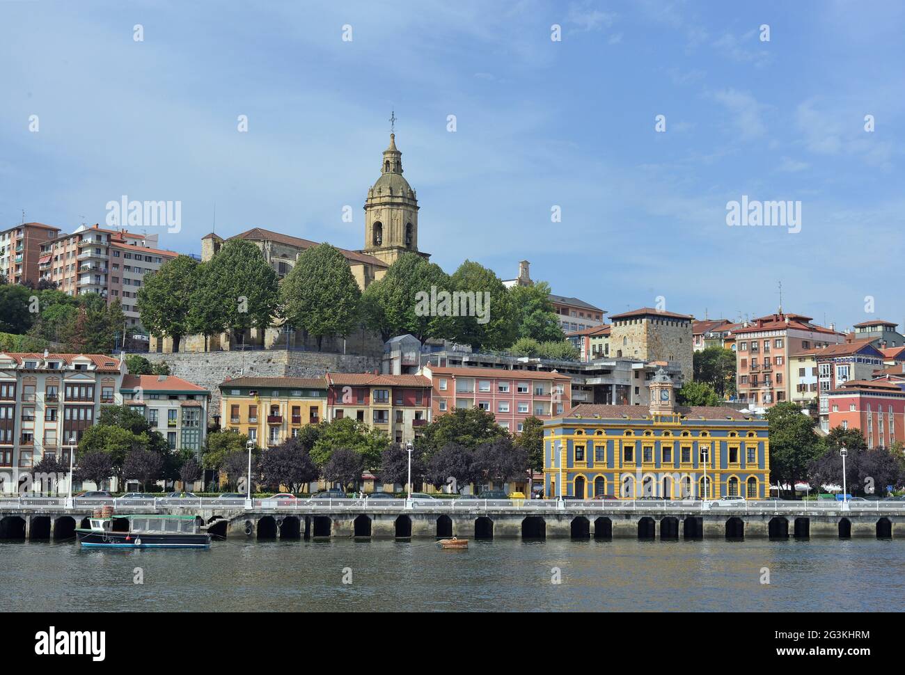 Portugalete vu de Getxo. Gascogne. Pays Basque. Espagne Banque D'Images