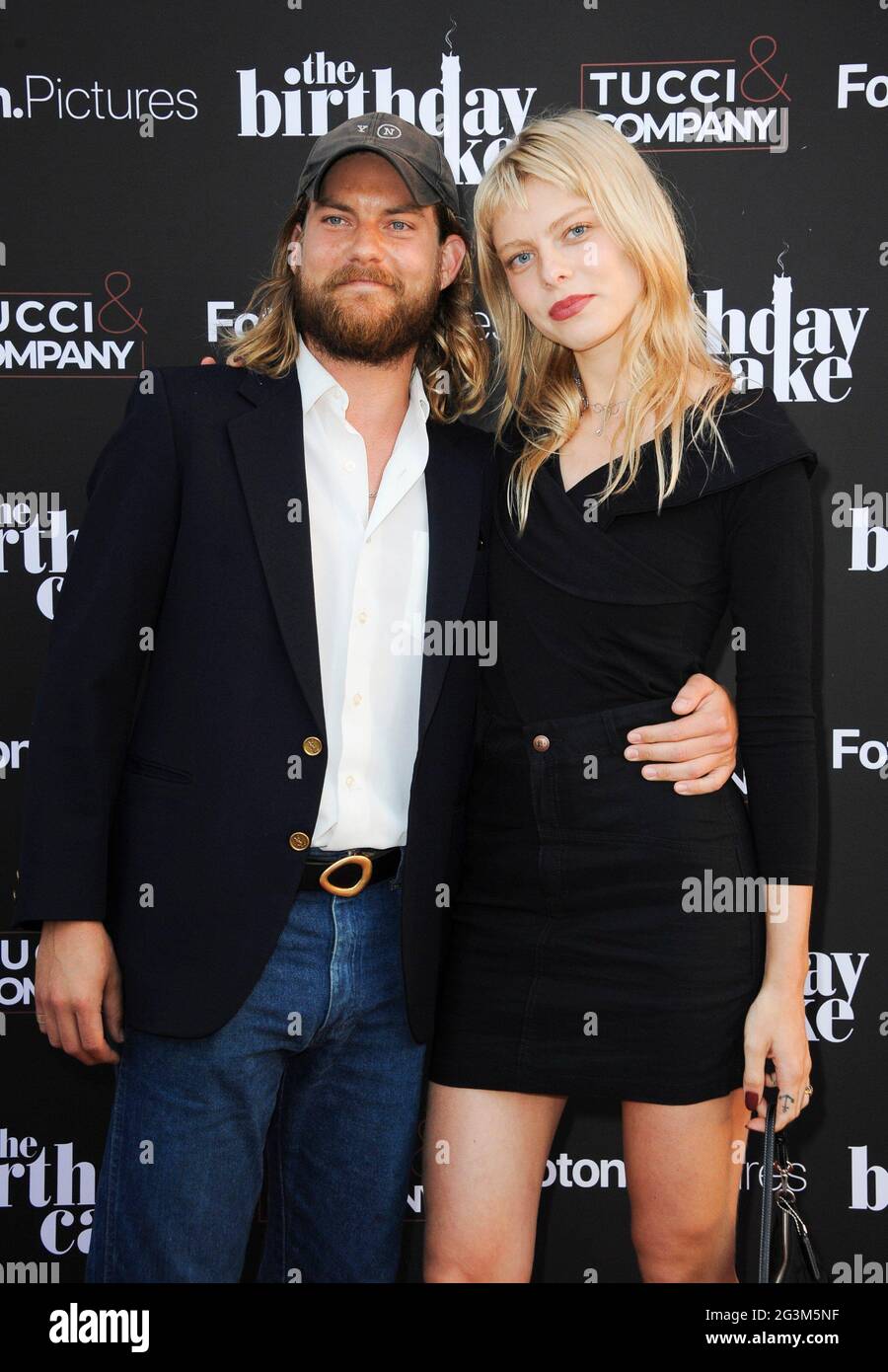 Beverly Hills, Californie. 16 juin 2021. Jake Weary, Esther Rose McGregor à l'arrivée pour LE gâteau D'ANNIVERSAIRE Premiere, Fine Arts Theatre, Beverly Hills, CA 16 juin 2021. Crédit : Elizabeth Goodenough/Everett Collection/Alay Live News Banque D'Images