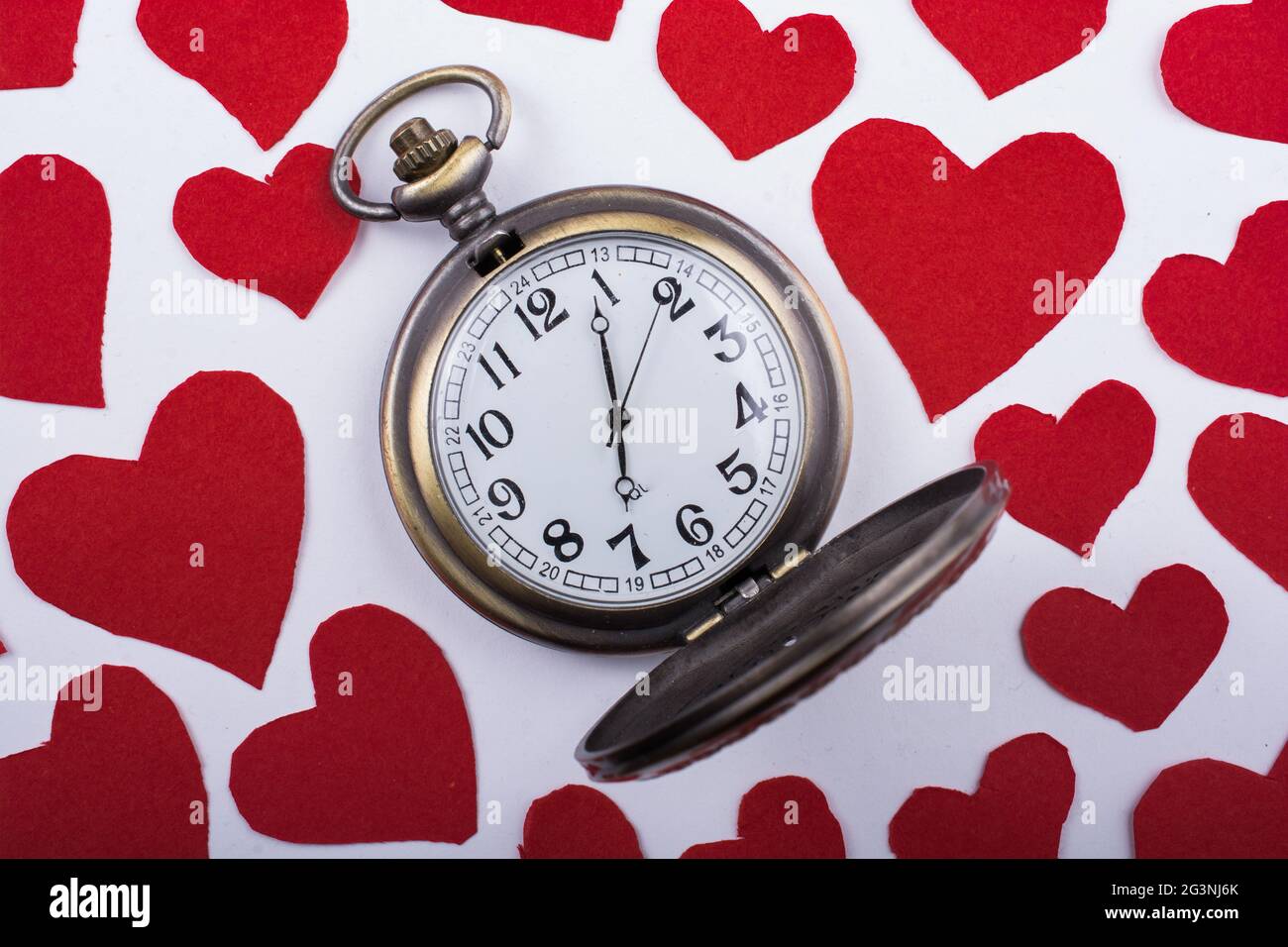 Concept pour la Saint-Valentin sur montre rétro Banque D'Images