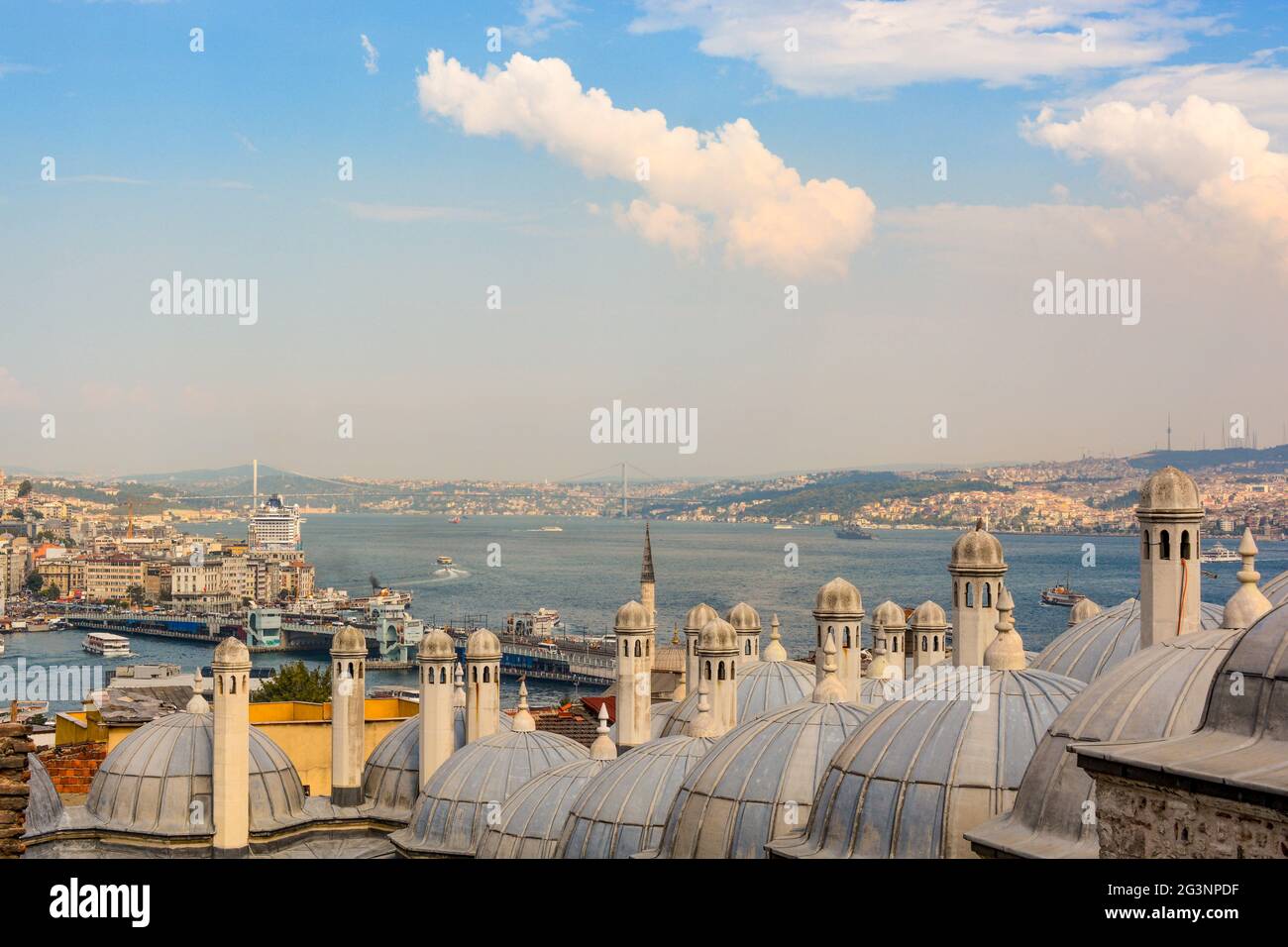 Dômes de la mosquée d'Istanbul Banque D'Images