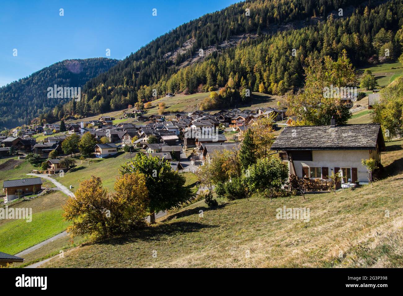 Paysage d'automne dans les Alpes suisses Banque D'Images