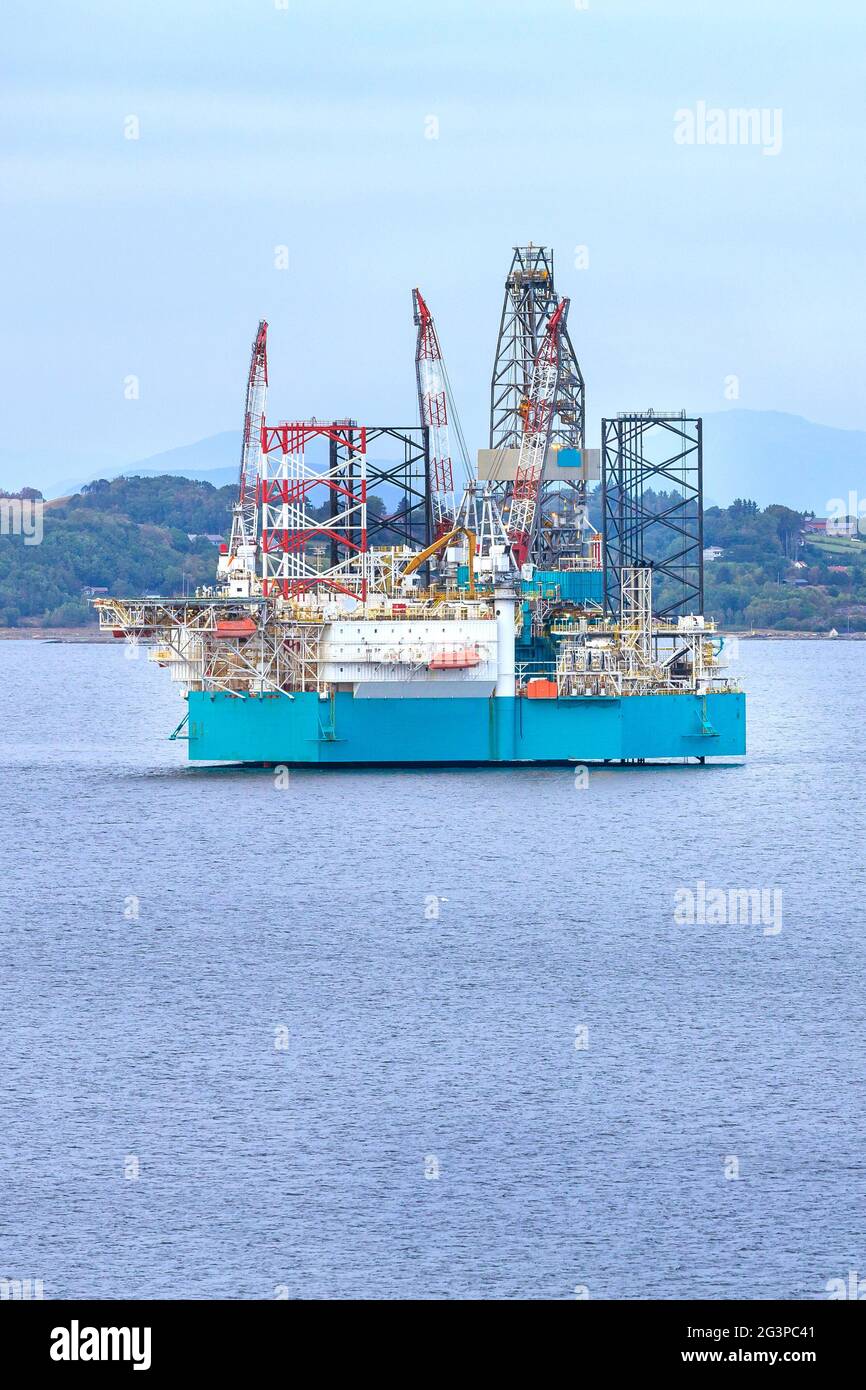 Plate-forme de raffinerie de pétrole offshore de Stavanger, en Norvège, avec espace de copie Banque D'Images