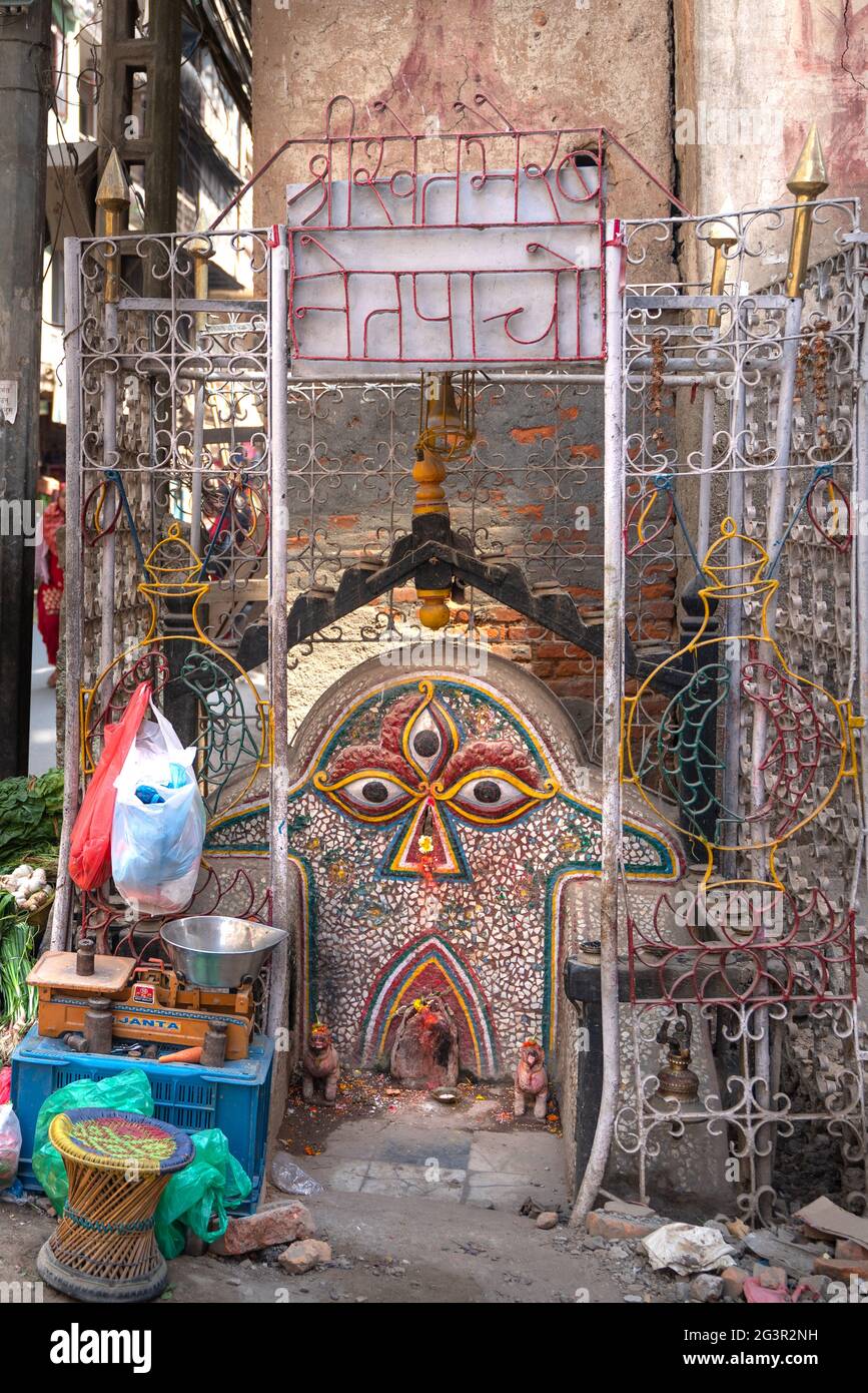 Katmandou-18.03.2019: Le coin Saint et marché de rue Banque D'Images