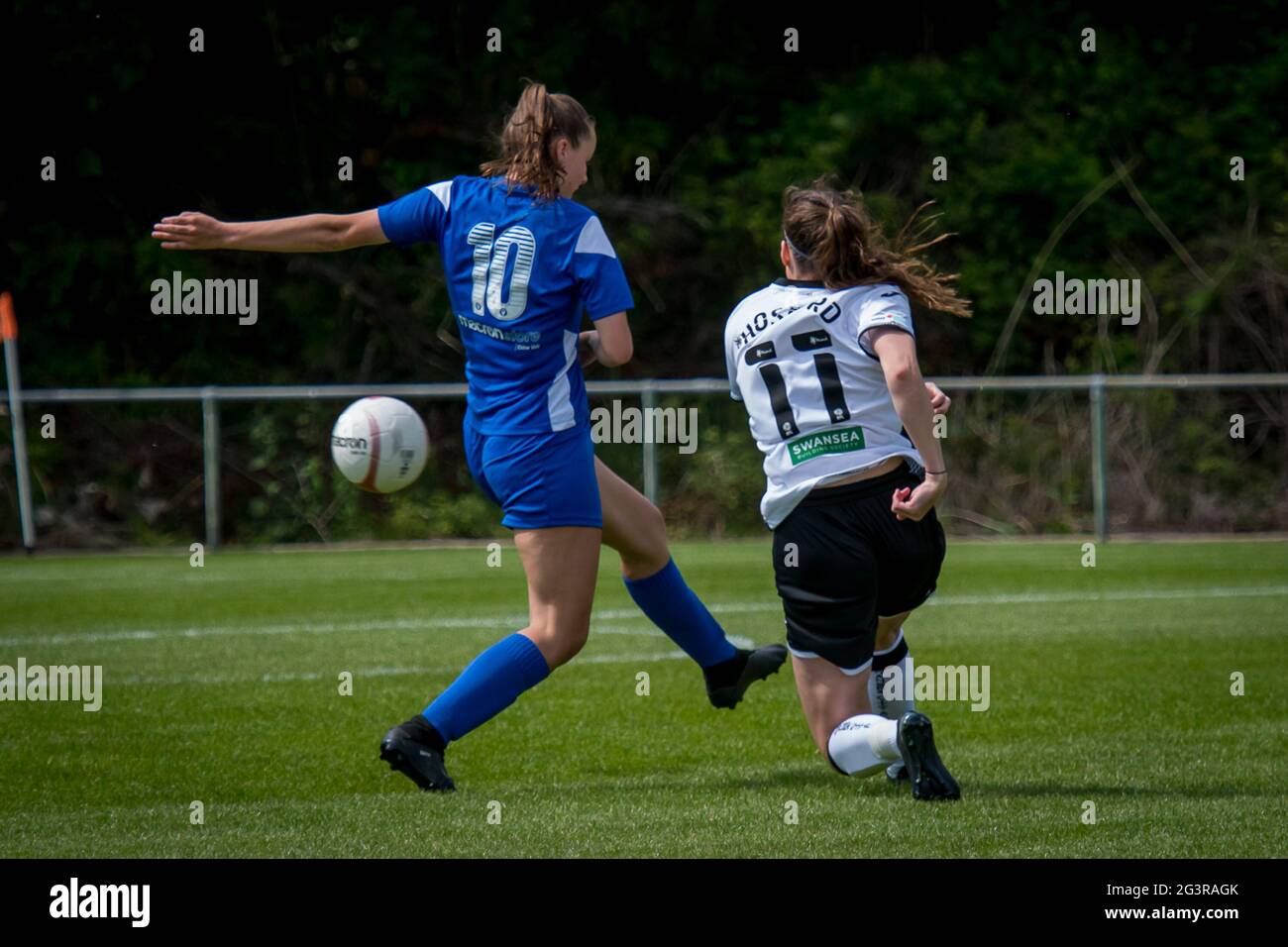 Llandarcy, Neath, pays de Galles 30 mai 2021. Orchard Welsh Premier Women's League match entre Swansea City Dames et Abergavenny Women. Banque D'Images