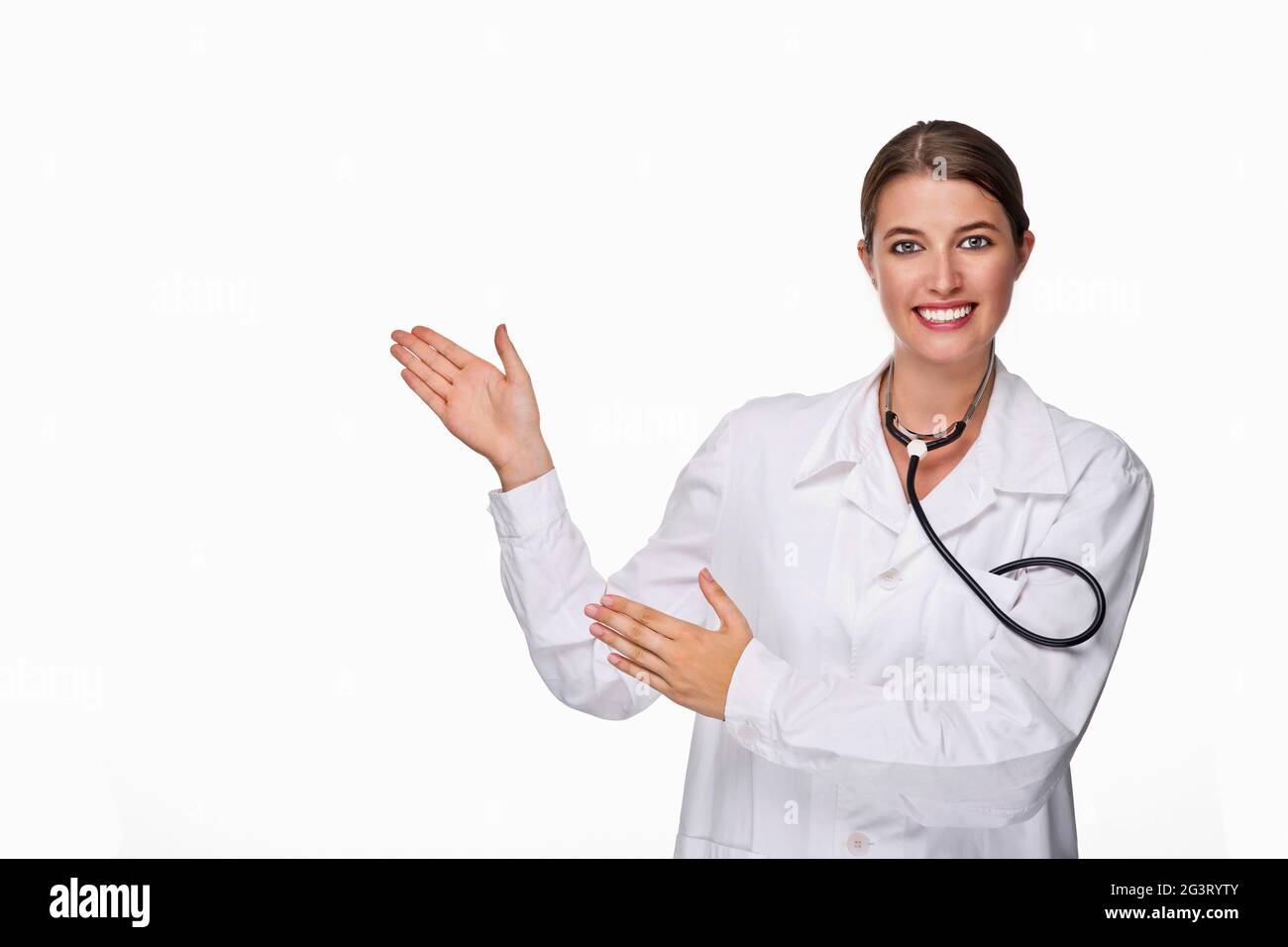 Young female doctor with stethoscope Banque D'Images