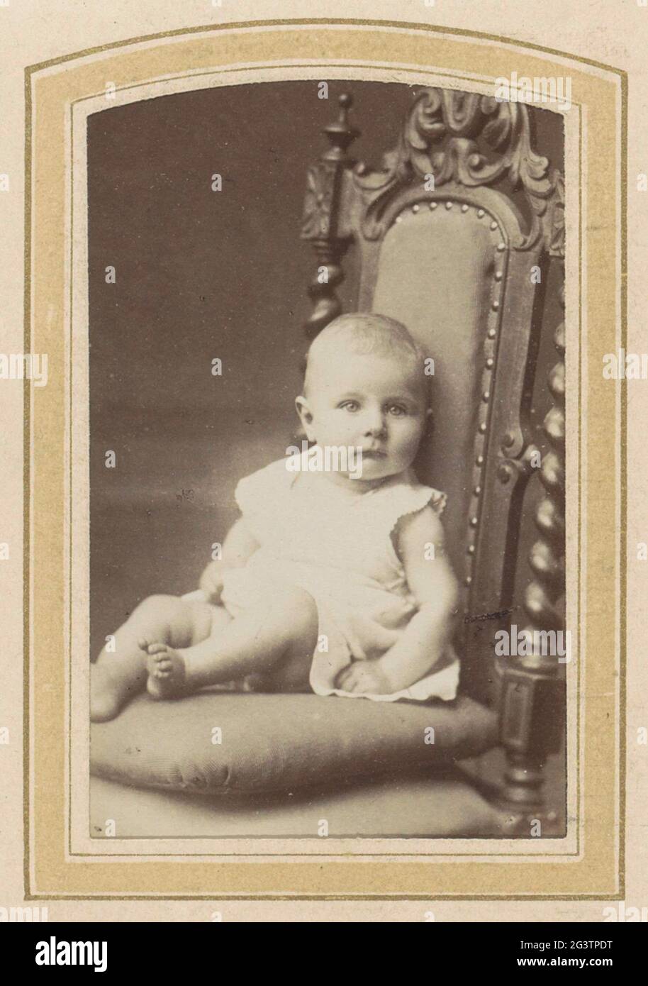 ENFANT, BÉBÉ EN POSE SUR UN COUSSIN, CDV FABRE à