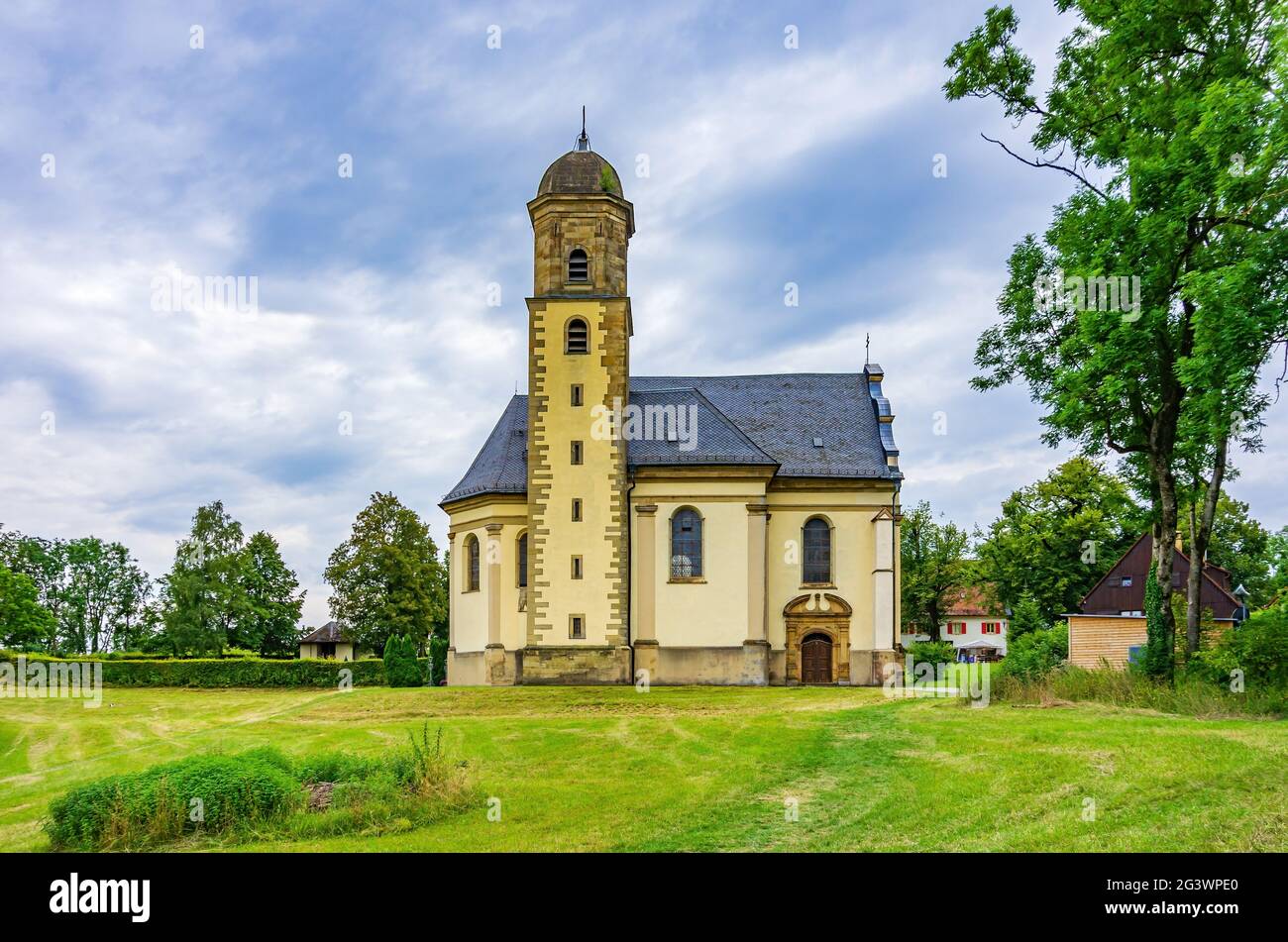 Vue extérieure du pèlerinage baroque et de l'église paroissiale Sainte-Marie sur Rechberg, Schwäbisch Gmünd, Bade-Wurtemberg, Allemagne. Banque D'Images