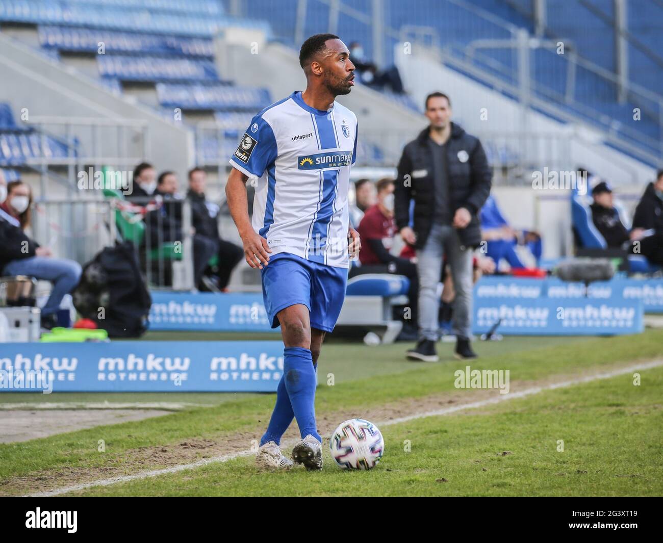 Footballeur germano-sénégalais Saliou Sané 1er FC Magdeburg DFB 3e saison de ligue 2020-21 Banque D'Images