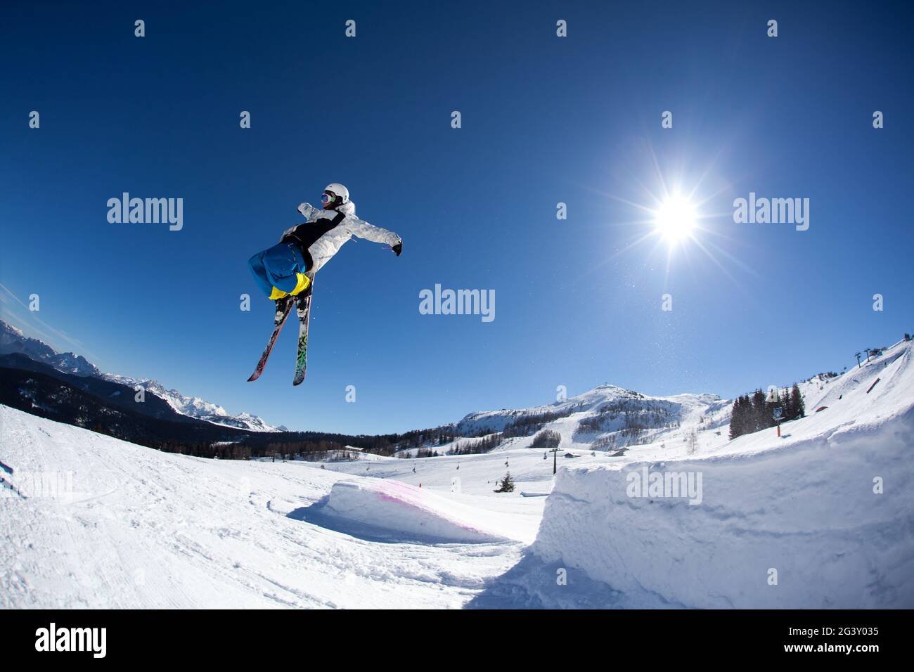 Hiver, apreski, ski, ski de fond, raquette, randonnée en hiver Banque D'Images