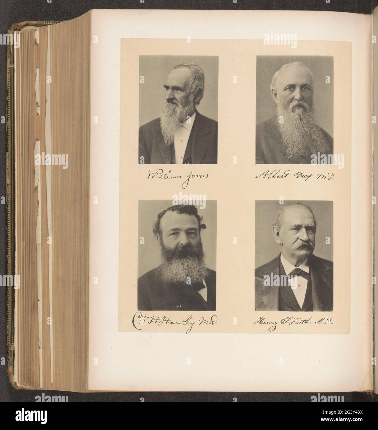 Portraits de quatre membres de la société médicale de l'État de New York. En haut à gauche William Jones, en haut à droite Albert Fox, en bas à gauche William H. Hawley, en bas à droite Henry S. Firth. Banque D'Images
