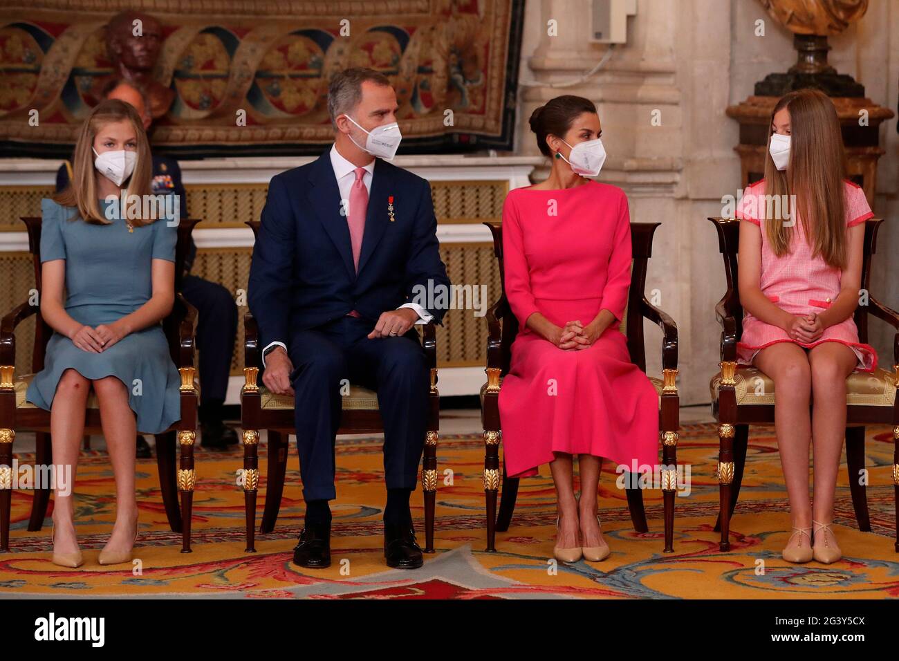 Madrid, Madrid, Espagne. 18 juin 2021. Le roi Felipe VI d'Espagne, la reine Letizia d'Espagne, la princesse Leonor de la Couronne, la princesse Sofia assiste à la remise des Prix de l'ordre du mérite civil au Palais Royal le 18 juin 2021 à Madrid, Espagne crédit: Jack Abuin/ZUMA Wire/Alay Live News Banque D'Images