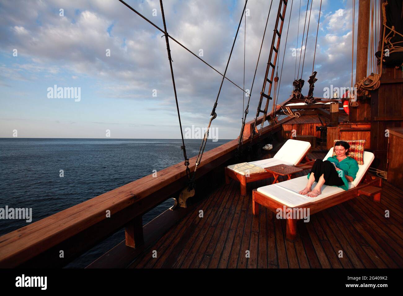 INDONÉSIE. ÎLES NUSA TENGARRA. ÎLE DE KOMODO. CROISIÈRE DE LUXE SILONA Banque D'Images