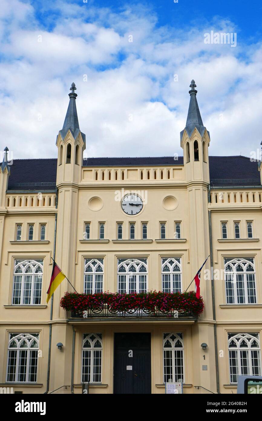 Hôtel de ville de Bützow au marché Banque D'Images