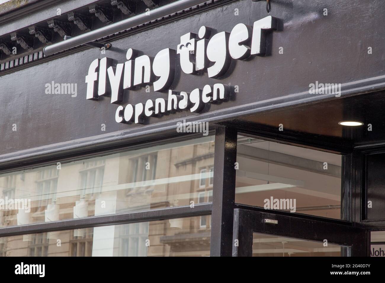 Affiche du nom de Flying Tiger Company sur le front de vente Banque D'Images