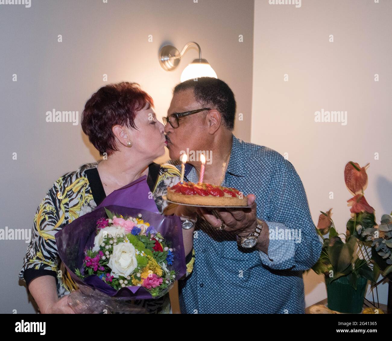 Paris Fete D Anniversaire Fabienne Thibeault Par Le Modele Jeremy Bellet Photo Stock Alamy