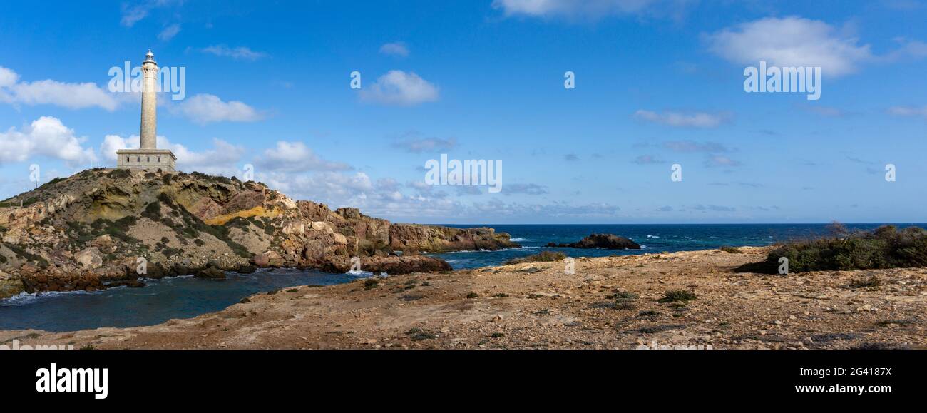 Vue panoramique sur le phare de Capo Palos in Murcie dans le sud-est de l'Espagne Banque D'Images