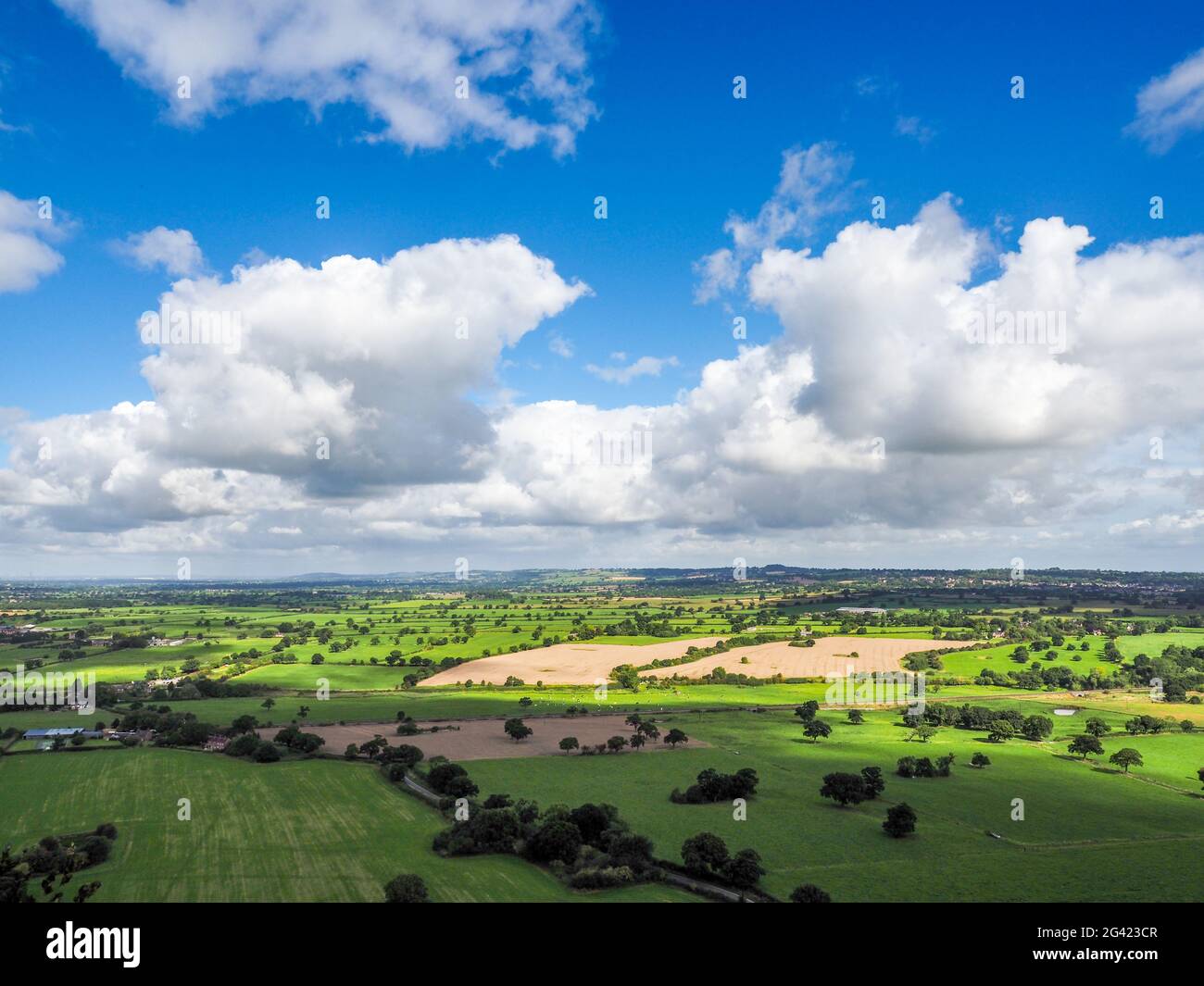 Vue sur la campagne du Cheshire de Beeston Castle Banque D'Images