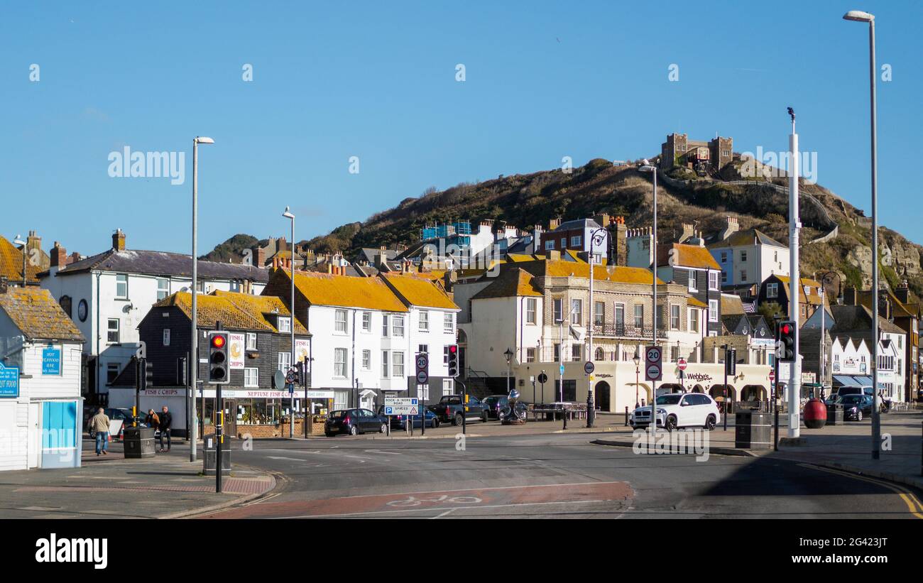 Une journée ensoleillée dans la ville de Hastings Banque D'Images
