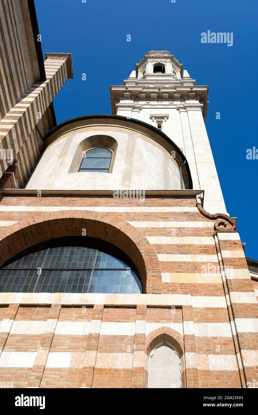 Vue de la cathédrale de Vérone Banque D'Images