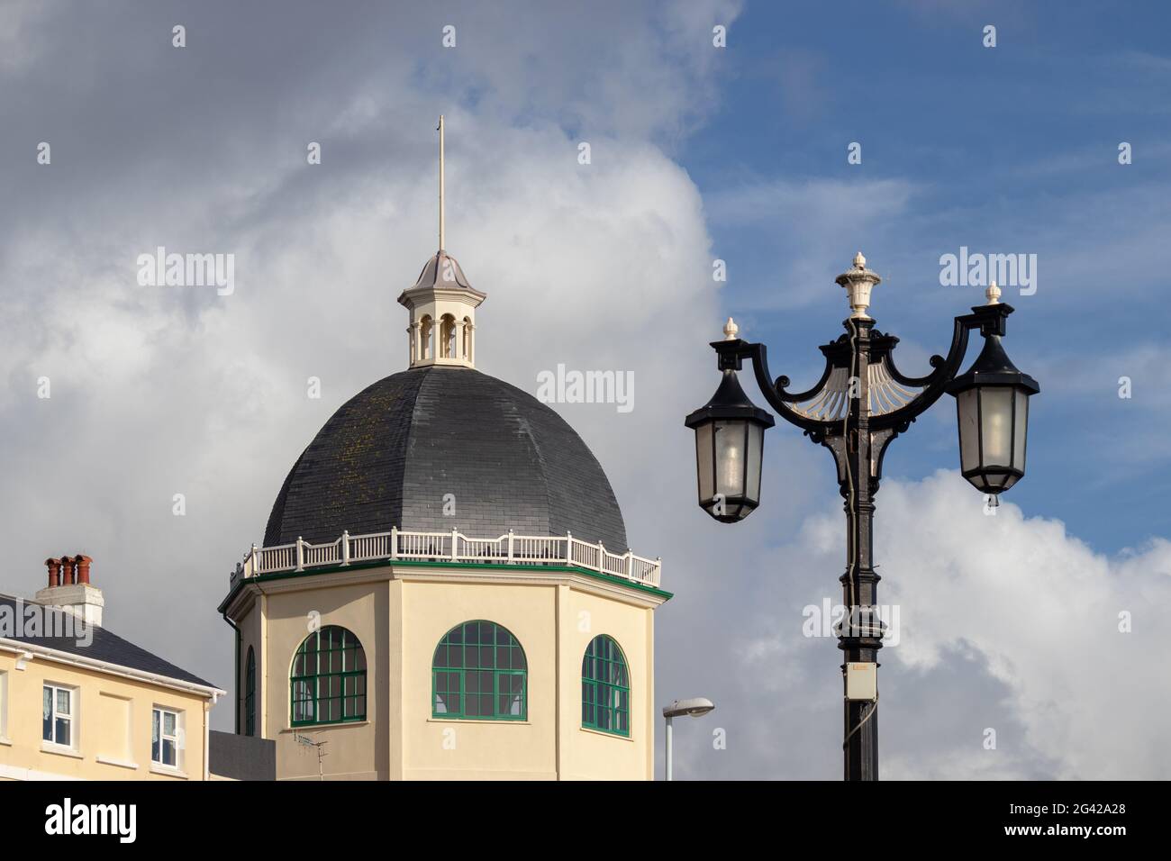 WORTHING, West Sussex/UK - Novembre 13 : Vue sur le dôme cinéma à Worthing West Sussex le 13 novembre, 2018 Banque D'Images