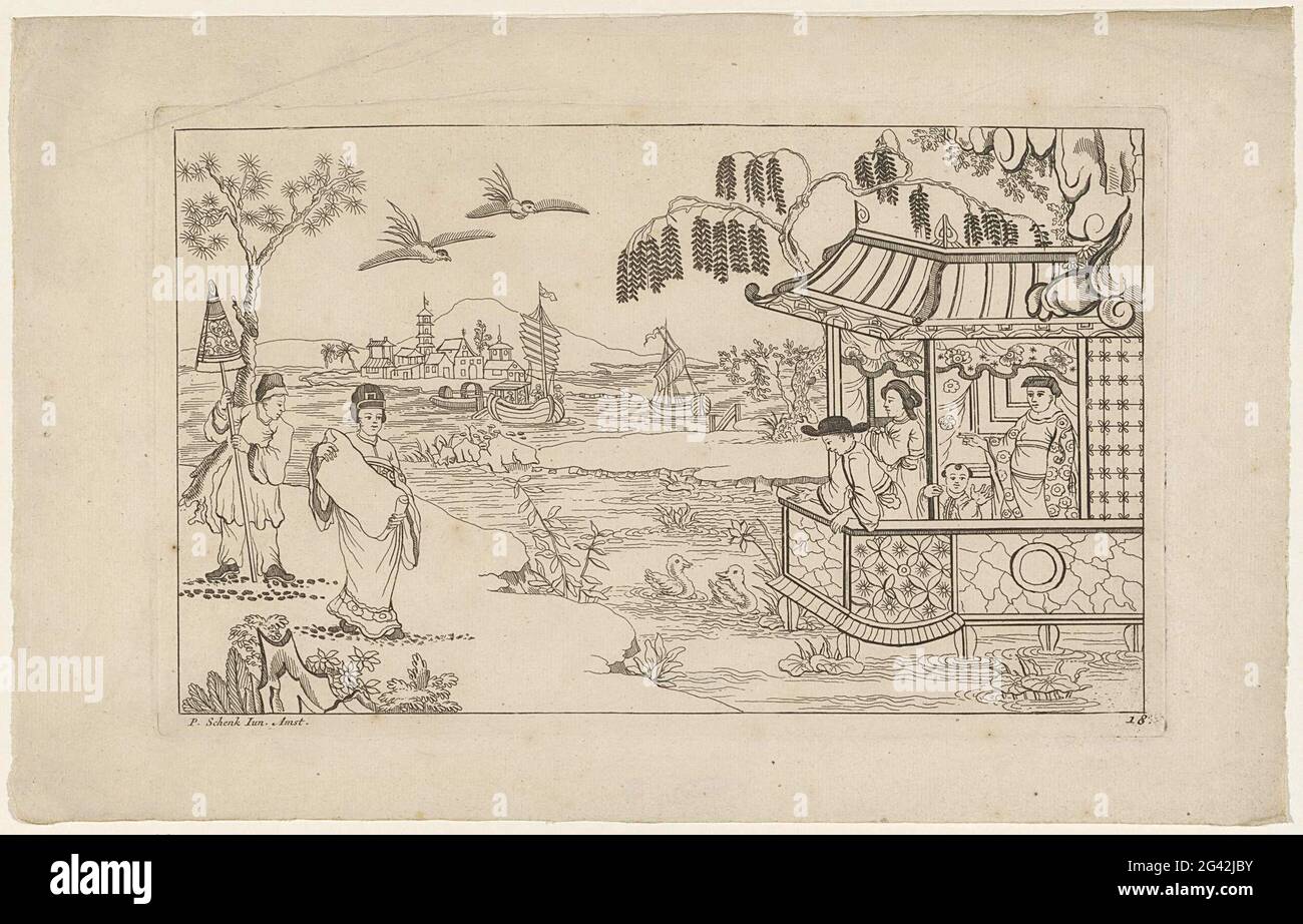 Chinoise dame avec papier dans le paysage; Nouveau sinesen inconvulsivé avec grand Moeyte compliqué et donné en elle, par P. Schenk Jun (...), deuxième partie. Une dame chinoise se tient à gauche avec un document dans un paysage. Derrière elle un serviteur avec parasol. Quatre figures droites dans un bâtiment sur pilotis dans l'eau. En arrière-plan navires. Banque D'Images