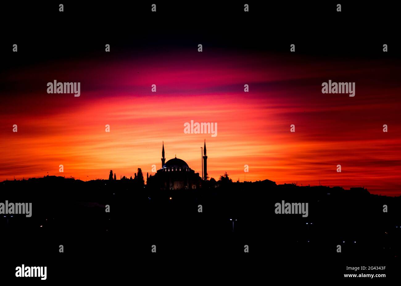Mosquée de style ottoman à Istanbul Banque D'Images