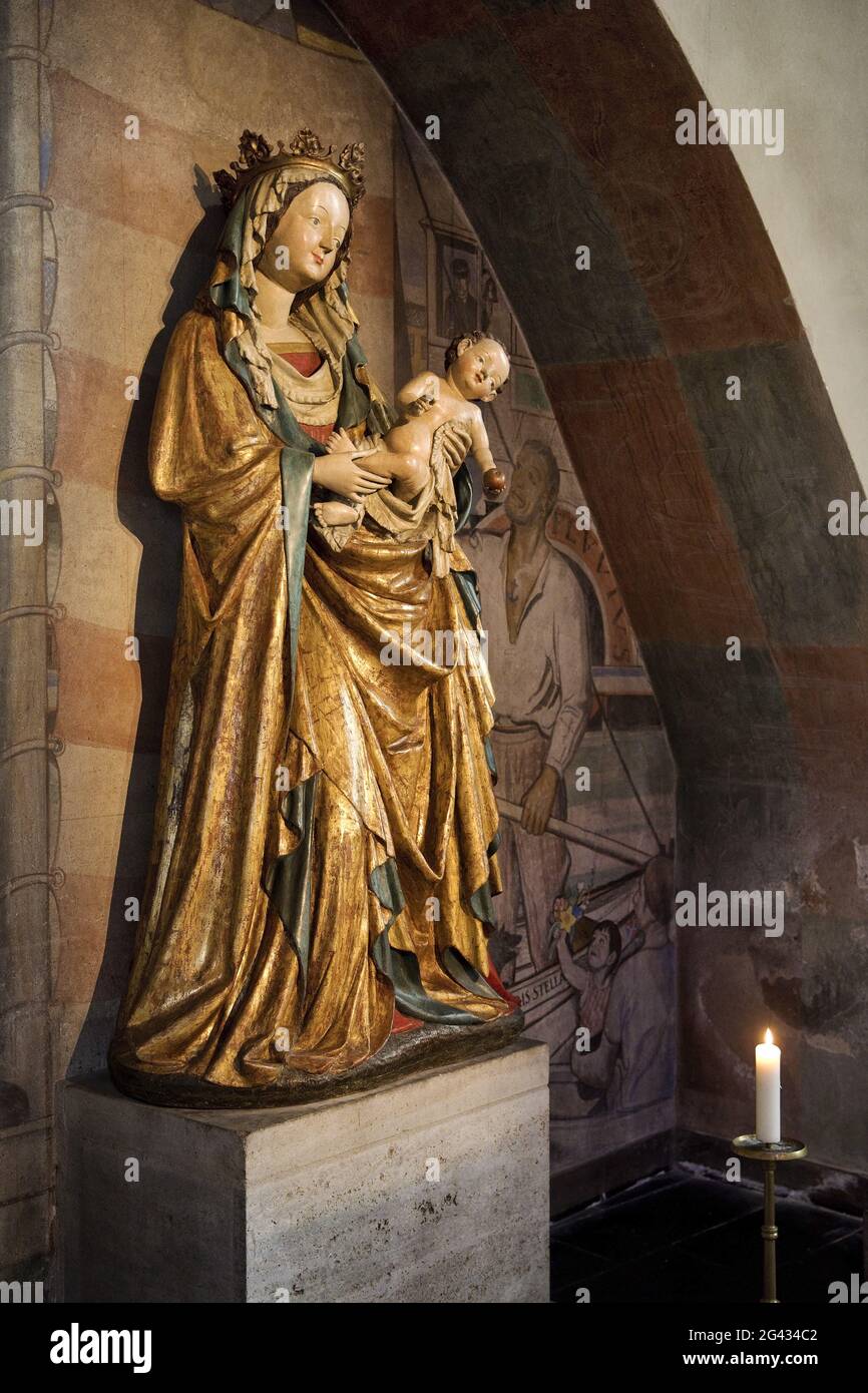 Schiffermadonna devant un tableau de Peter Hecker, St. Maria à Lyskirchen, Cologne, Allemagne Banque D'Images
